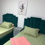 شقه سكنيه مفروشه بكورنيش المعادي