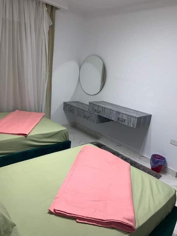 شقه سكنيه مفروشه بكورنيش المعادي * Cairo
